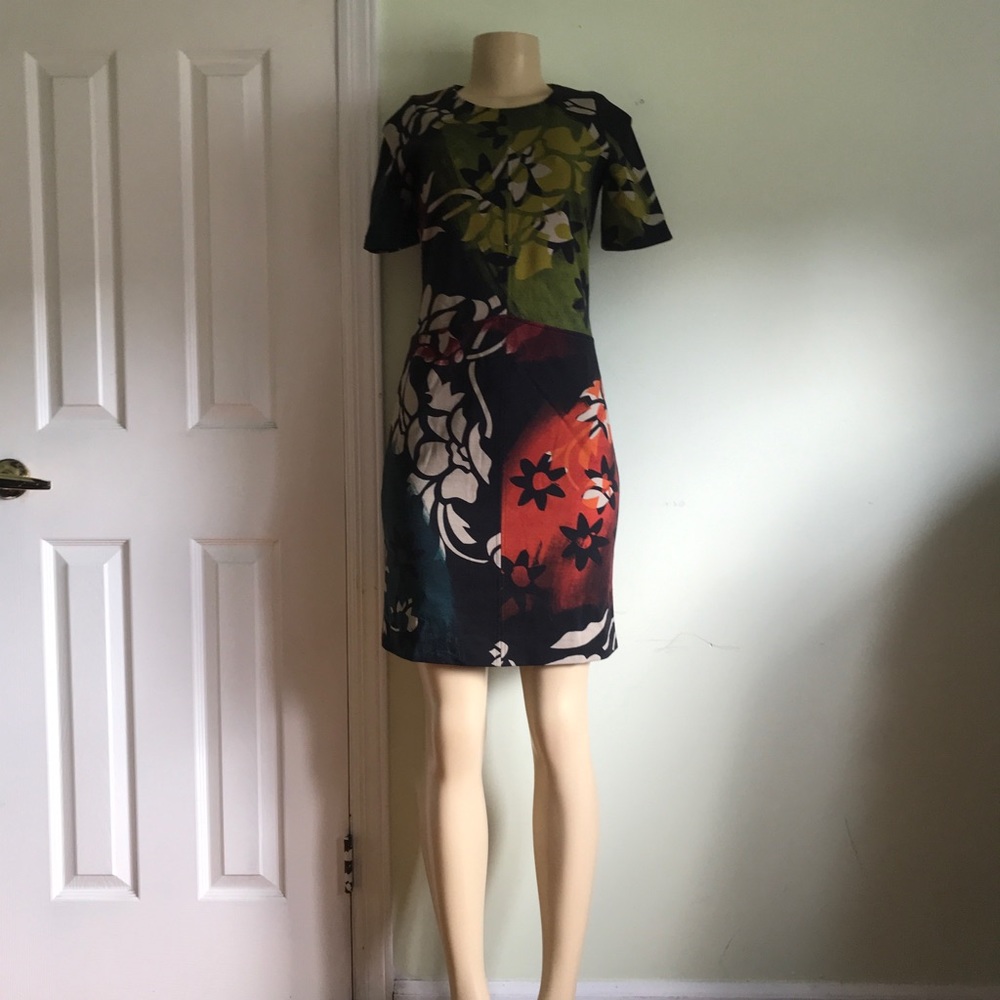 ETRO Italian dress STUNNING Exquisite Dressing